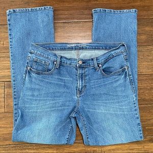 Women's Size 10 Short Old Navy Original Mid-Rise Jeans